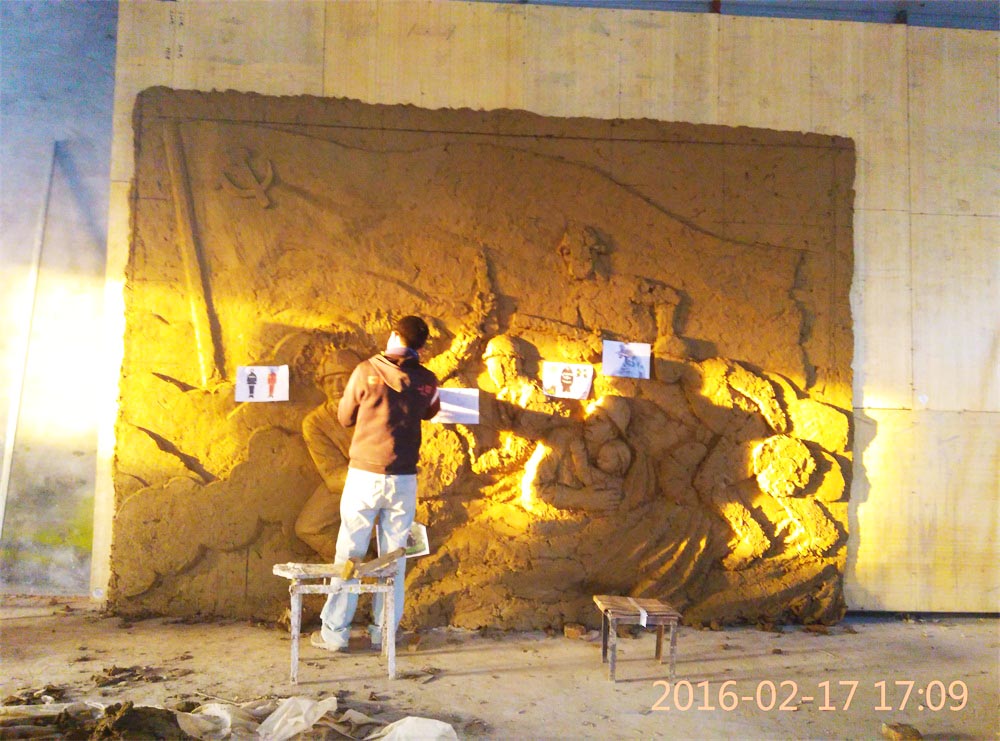 工程公告：消防題材玻璃鋼浮雕泥塑即將完工。