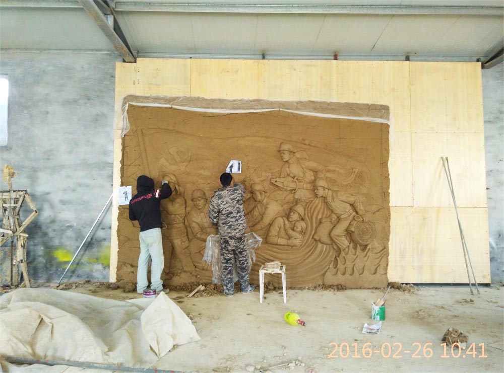 工程公告：消防題材玻璃鋼浮雕泥塑即將完工。